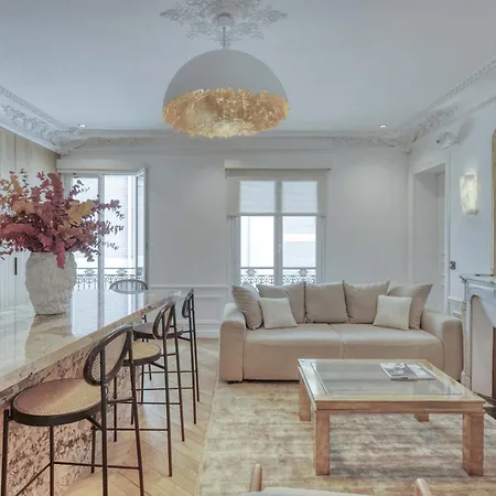 Appartamento Av Experiences - Montaigne Luxury
